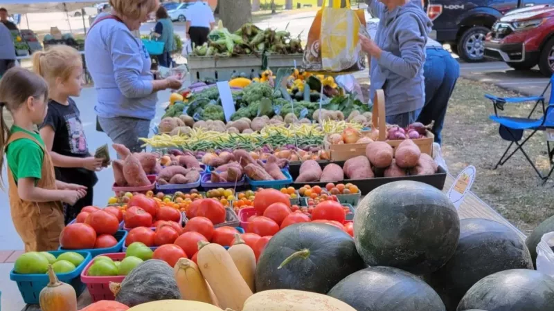 farmers market